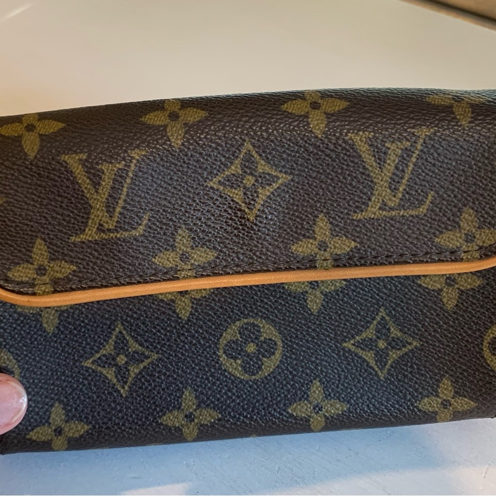 Louis Vuitton Florentine Belt Bag